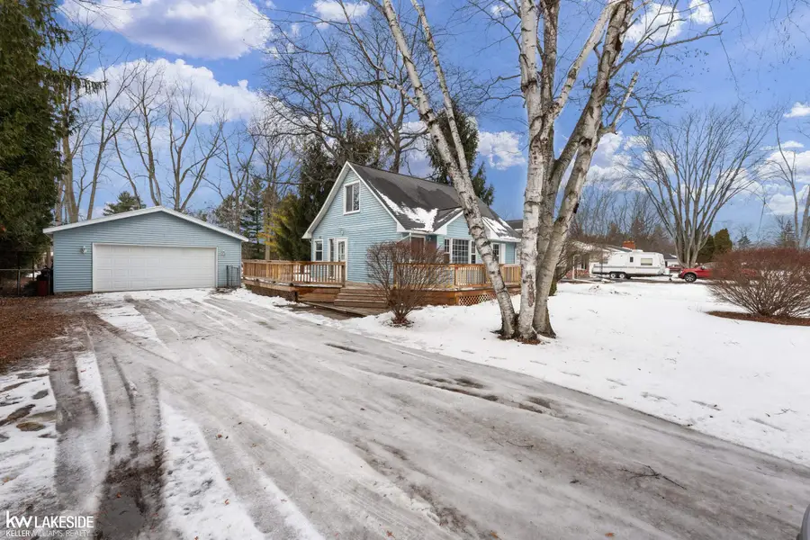 66 Michigan AVE, Marysville, MI 48040 - Image #3