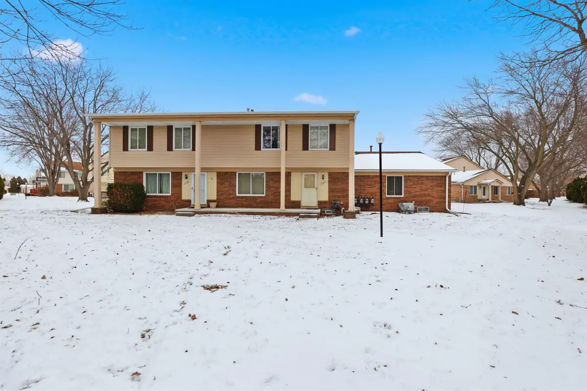 31603 Breezeway, Chesterfield Township, MI 48047 - Image #1