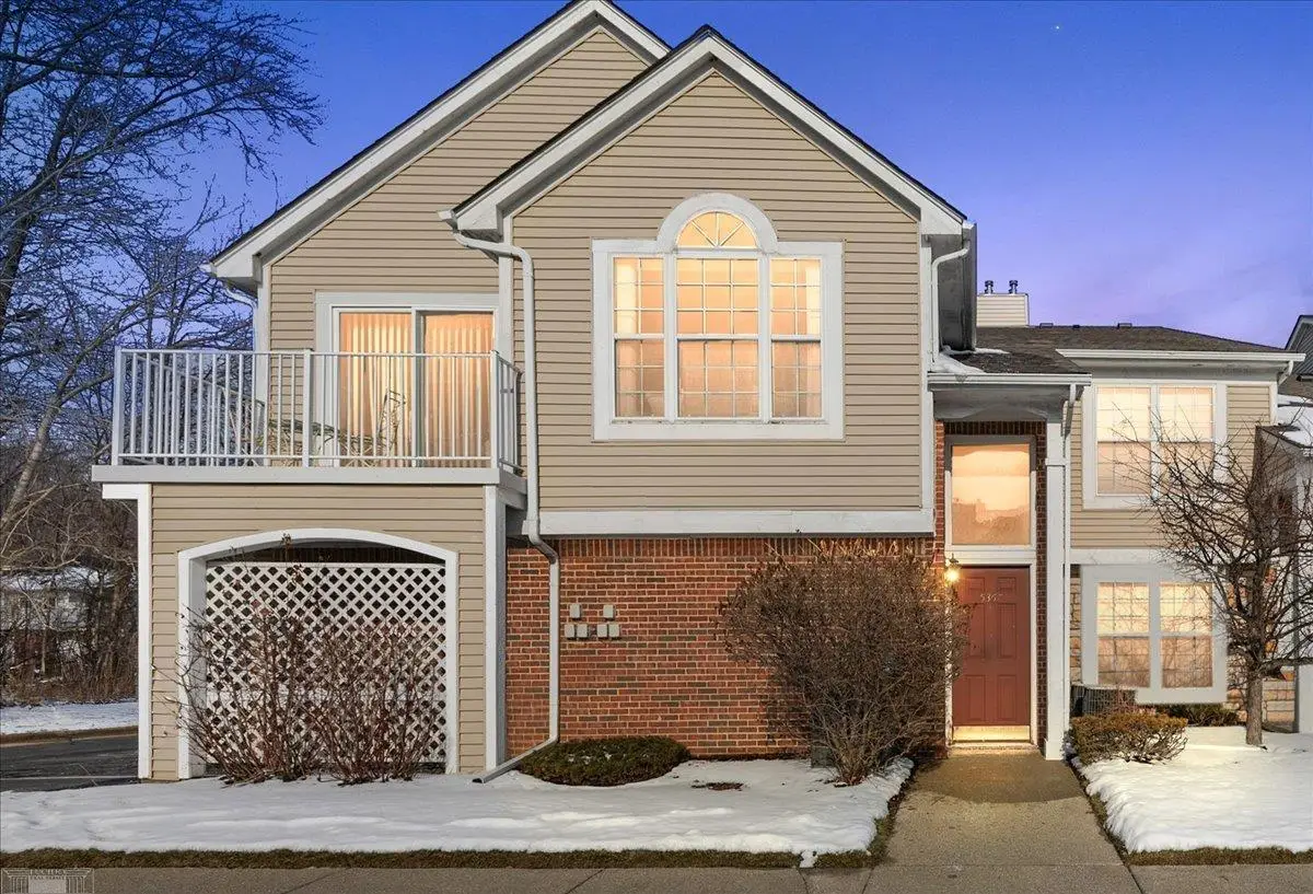 5367 Pine Aires DR, Sterling Heights, MI 48314 - Image #1