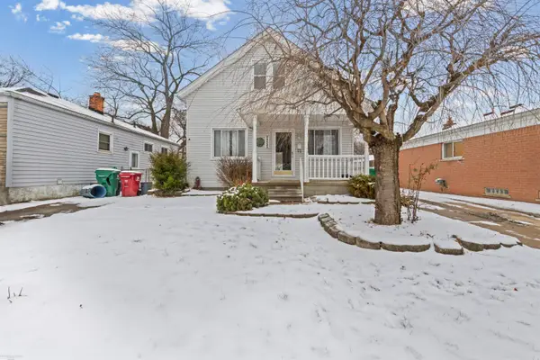 24523 Hayes AVE, Eastpointe, MI 48021