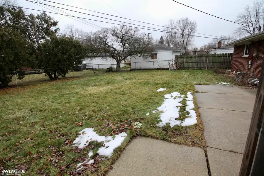 36344 Nitchun ST, Clinton Township, MI 48035 - Image #3