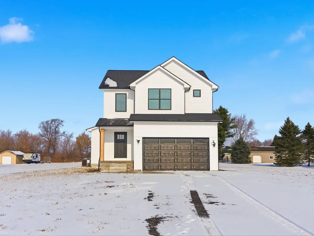 15659 Reid RD, Armada, MI 48005 - Image #1