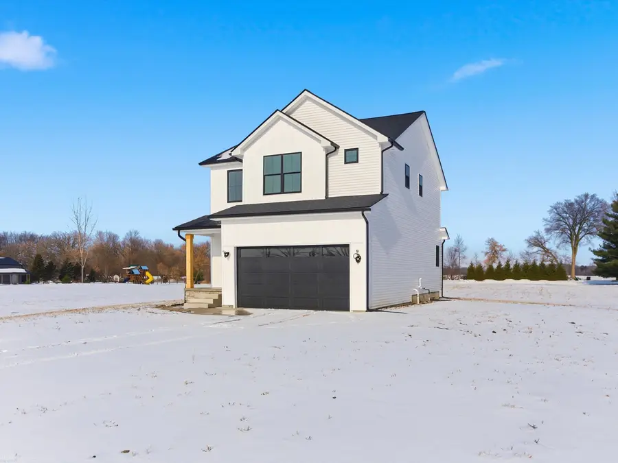 15659 Reid RD, Armada, MI 48005 - Image #2