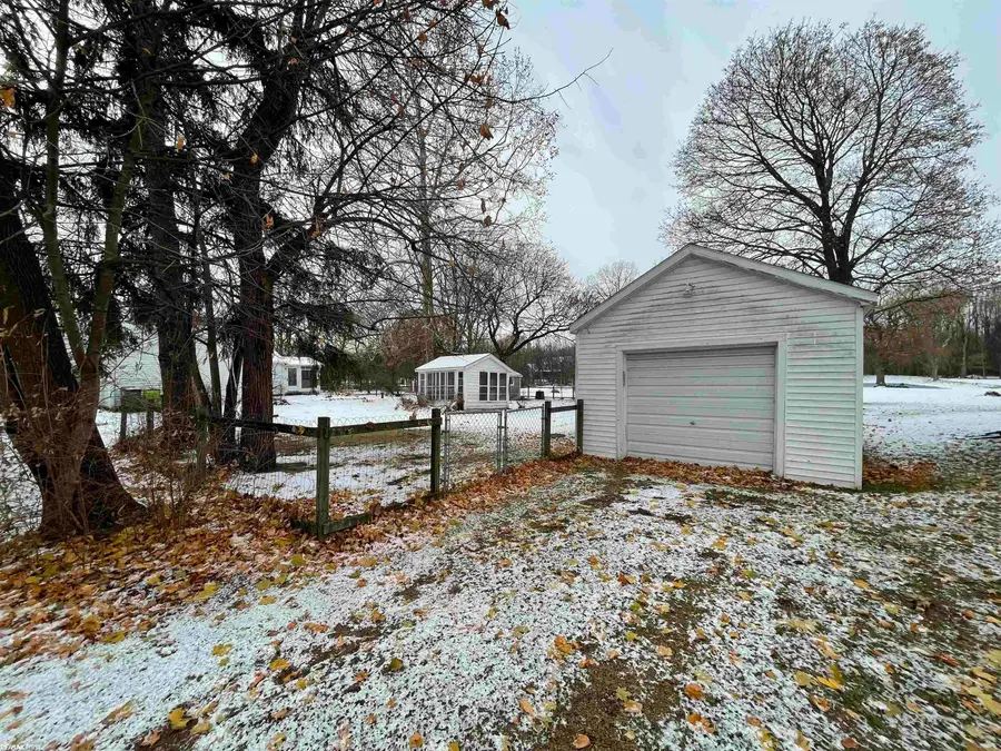 42041 Little RD, Clinton Charter Township, MI 48036 - Image #3