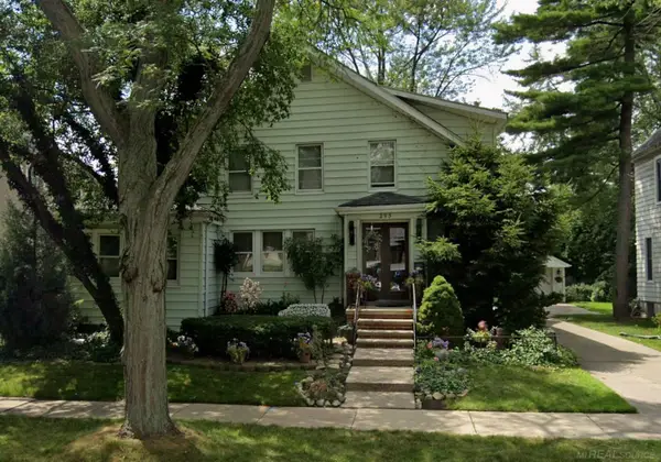 295 Rivard BLVD, GrossePointe, MI 48230