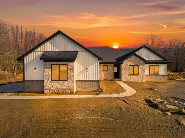 3613 Bethuy RD, Casco, MI 48064