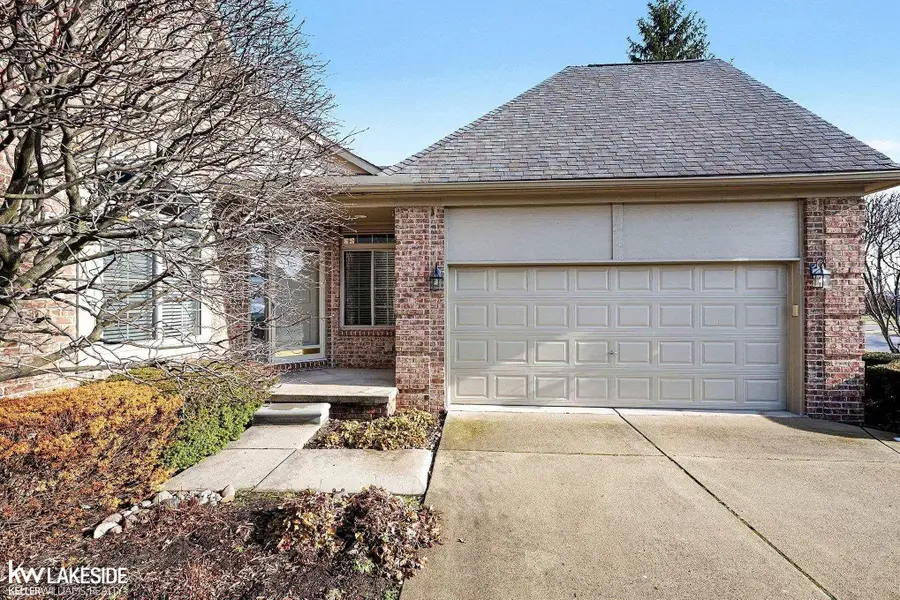 17471 Breckenridge, Clinton Charter Township, MI 48038 - Image #3