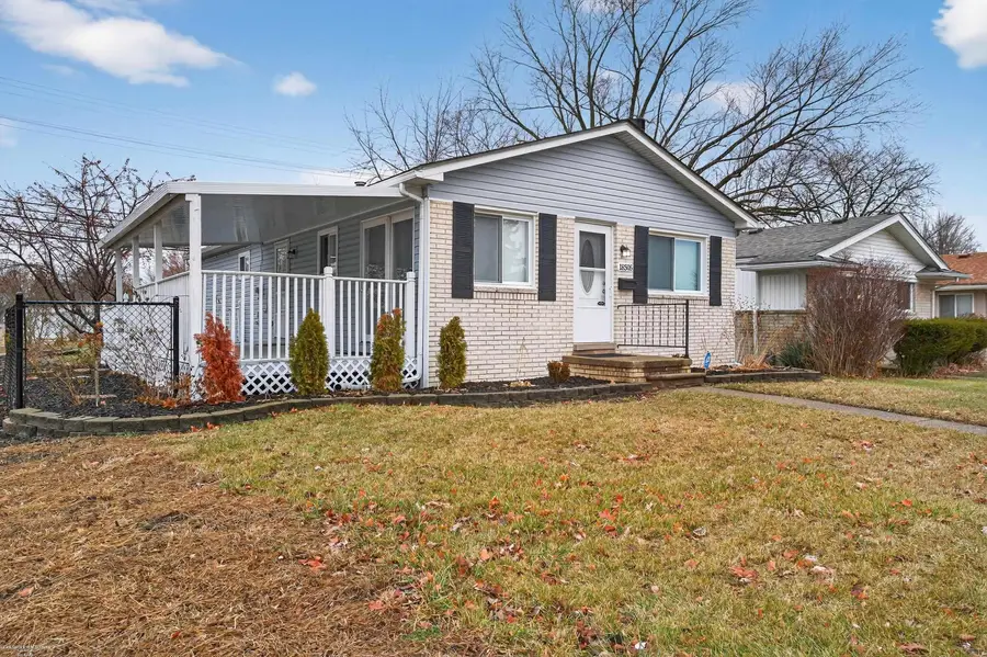 18505 Marquette ST, Roseville, MI 48066 - Image #3