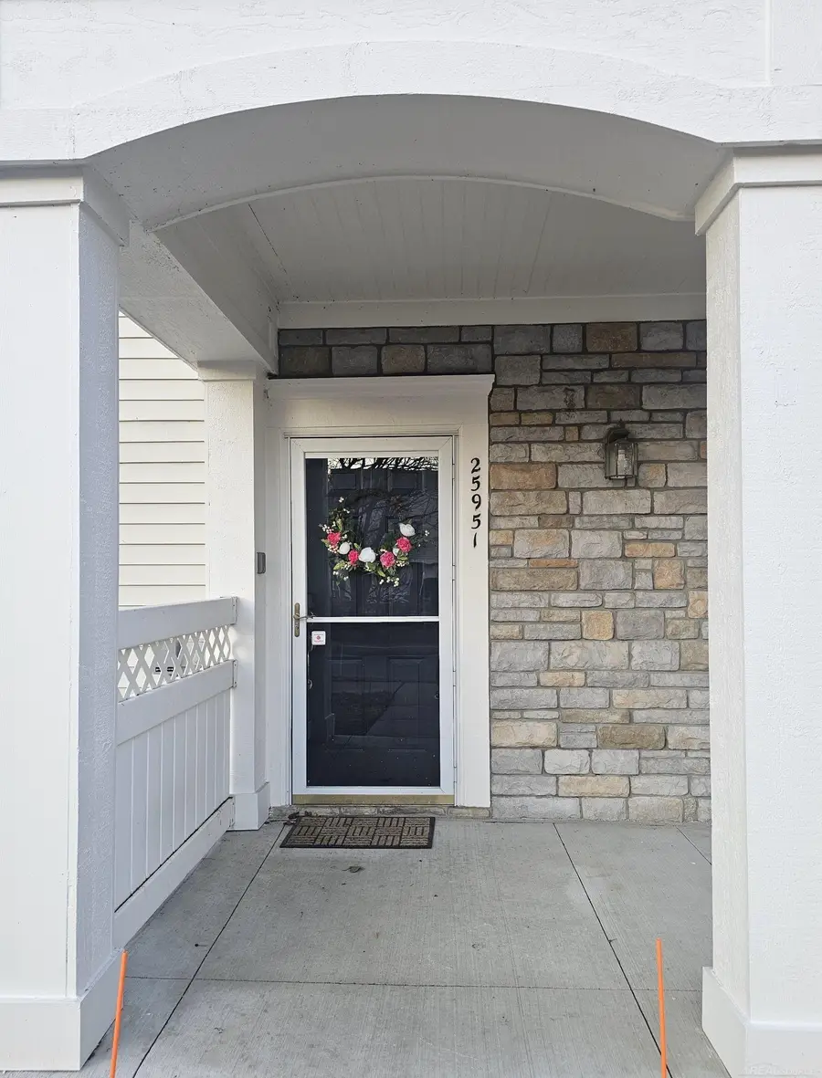 25951 Waterway DR, Harrison Township, MI 48045 - #2