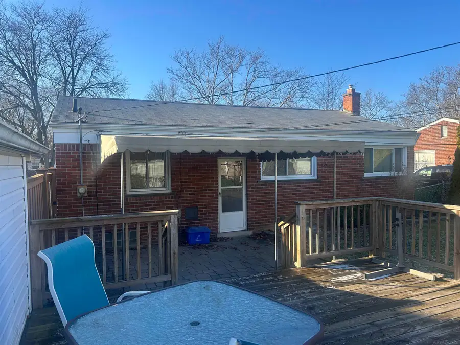 29824 Manhattan, Saint Clair Shores, MI 48082 - Image #3