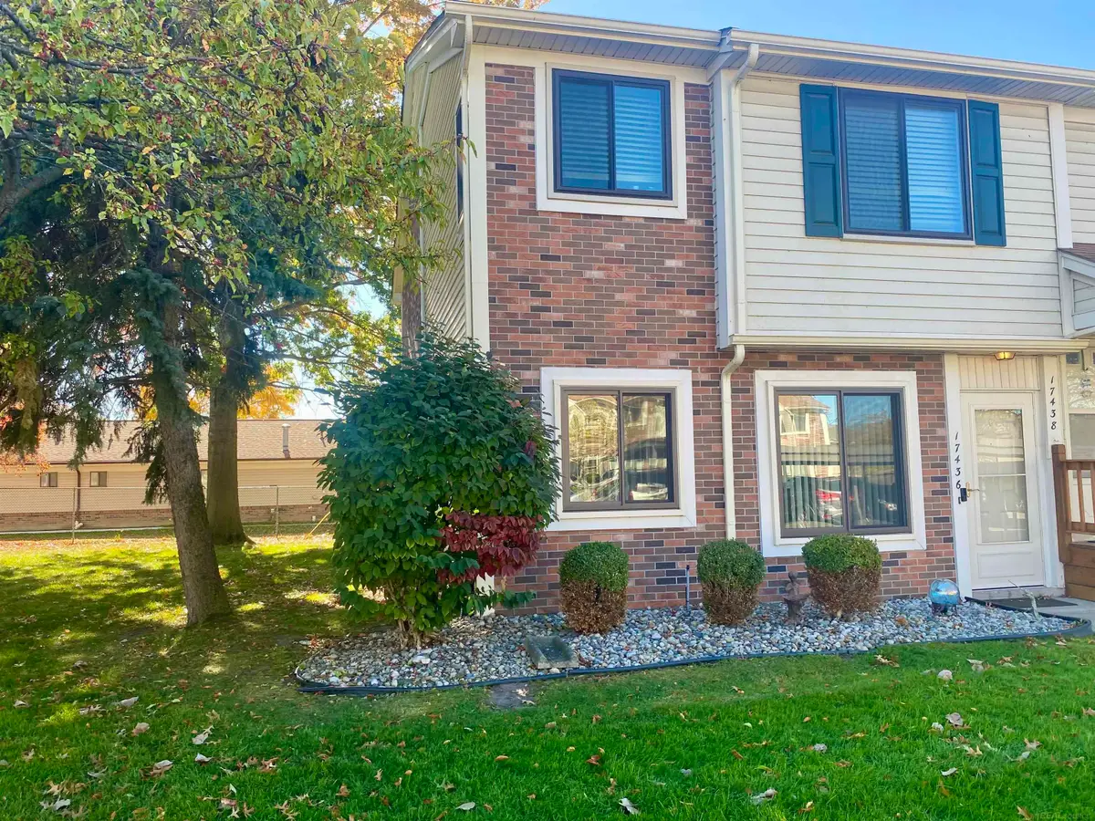 17436 Utica Oaks, Roseville, MI 48066 - Image #1