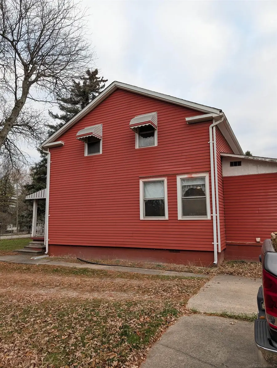 50730 Fairchild RD, Chesterfield, MI 48051 - Image #2