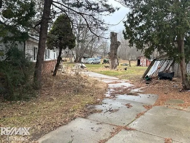 26936 Kuchenmeister ST, Chesterfield, MI 48051 - Image #3