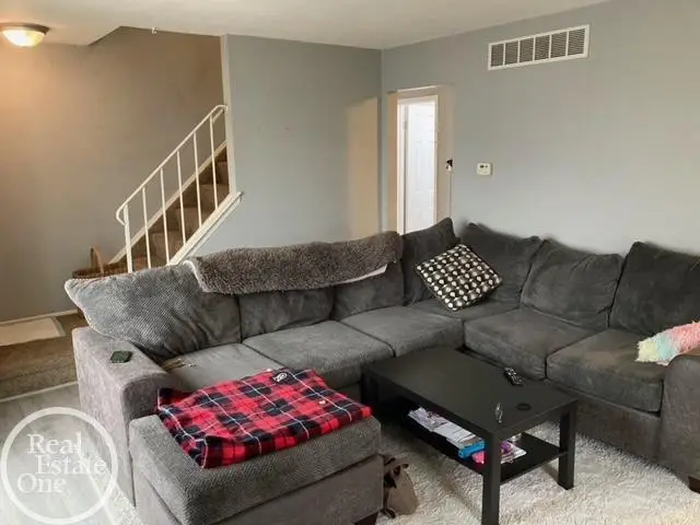 24404 Meadowbridge RD, Clinton Township, MI 48035 - Image #3