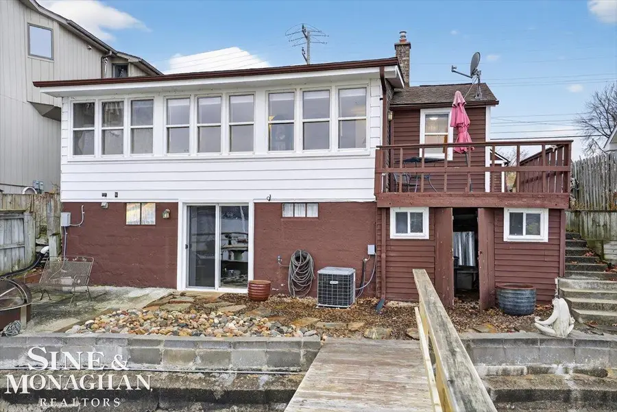 1551 Oakland AVE, Saint Clair, MI 48079 - Image #3