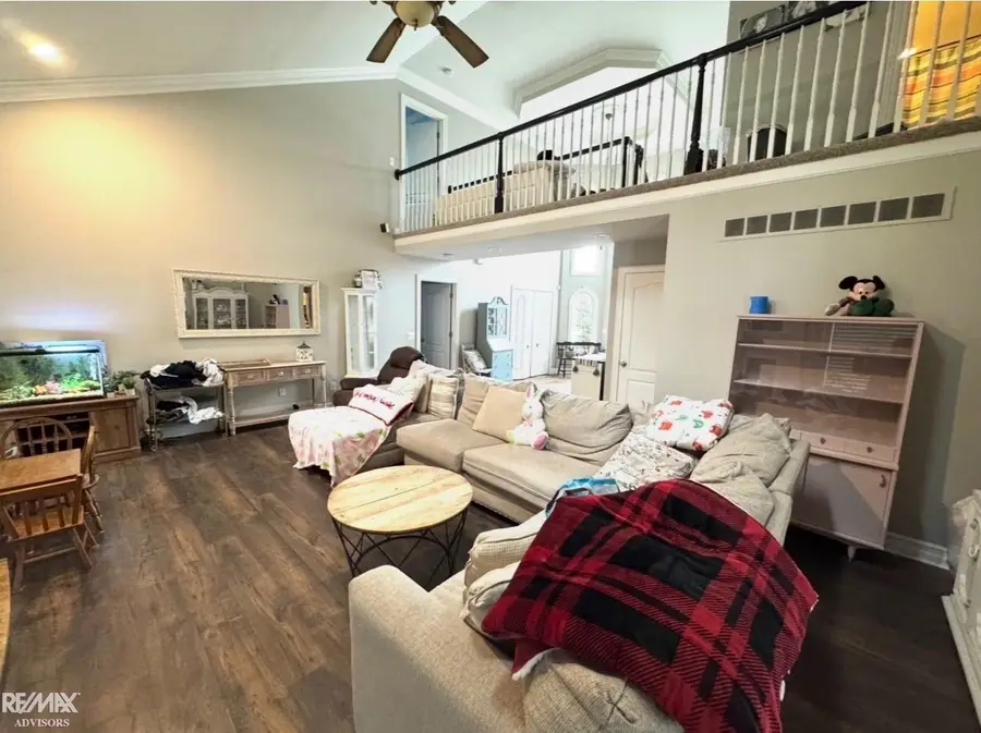 68135 Lake Angela DR, Richmond, MI 48062 - Image #3