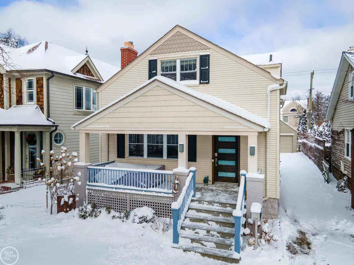 728 W Lincoln ST, Birmingham, MI 48009 - Image #1