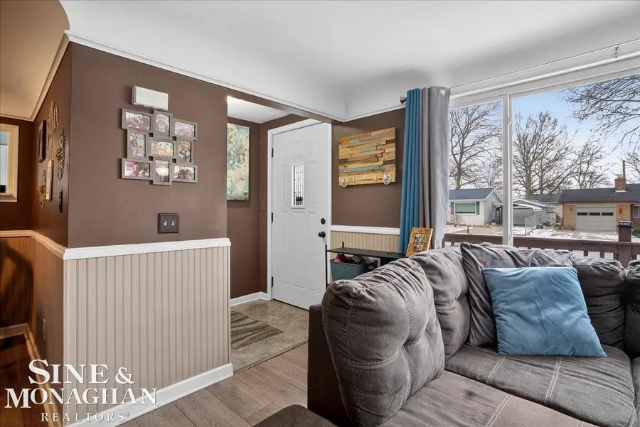 2517 16th  AVE, Port Huron, MI 48060 - Image #2