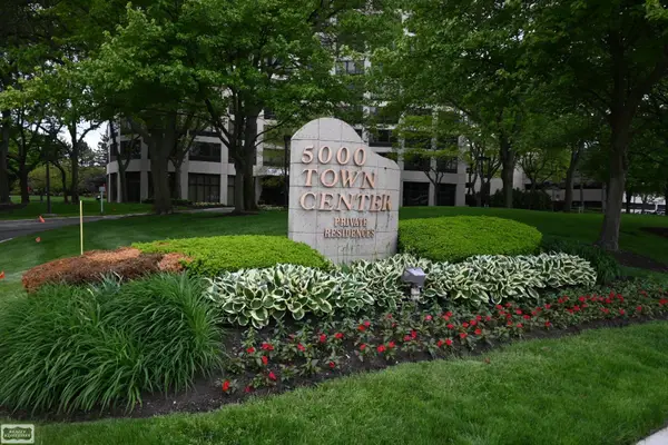 5000 #801 TOWN CTR, Southfield, MI 48075