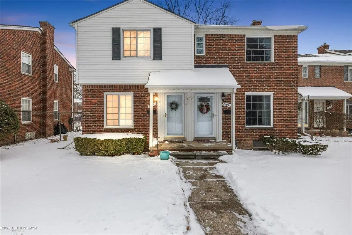 22951 Lee CT, Saint Clair Shores, MI 48080 - Image #1