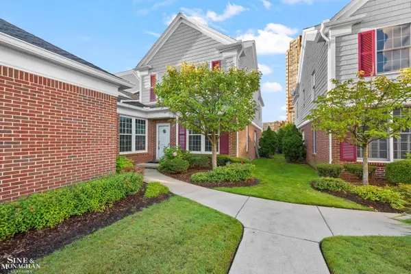 9004 Harbor Place DR, StClairShores, MI 48080