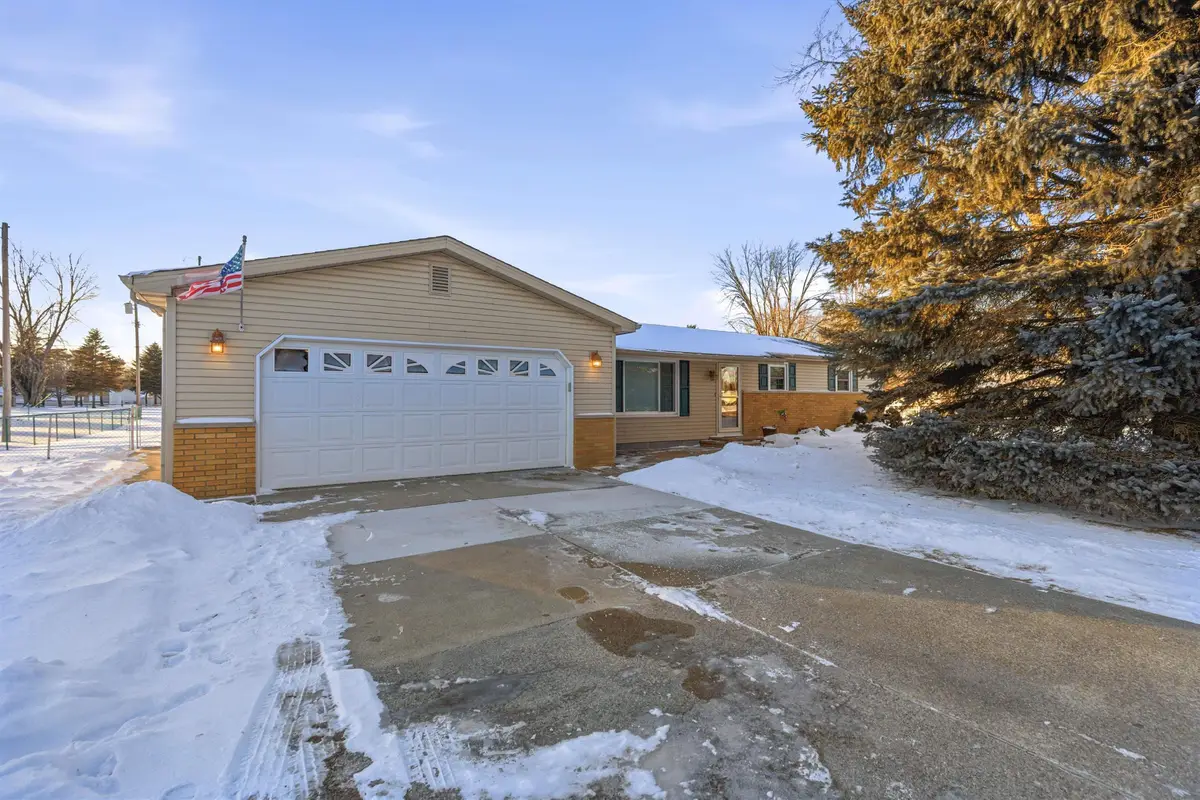 3101 Range RD, Port Huron Charter Township, MI 48060 - Image #1