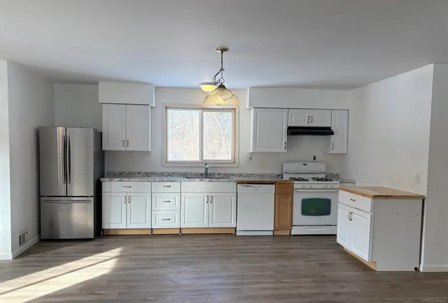 60 S Kingston RD, Deford, MI 48729 - Image #3