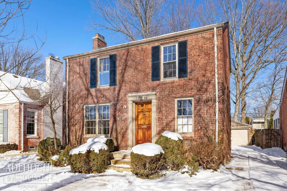 1394 Hampton RD, Grosse Pointe Woods, MI 48236 - Image #1