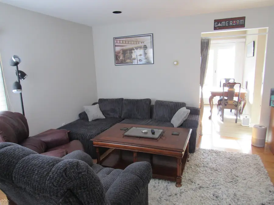 523 Ward ST, Marine City, MI 48039 - Image #2