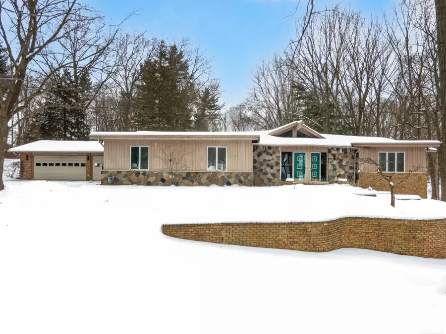 5033 Lockwood DR, Washington, MI 48094 - Image #3
