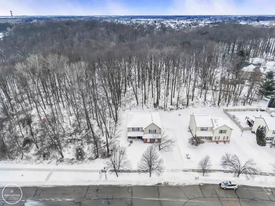 52631 Huntley AVE, New Baltimore, MI 48047 - Image #3