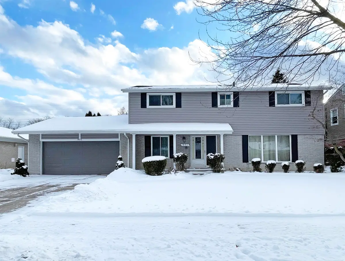 971 Canterbury, Grosse Pointe, MI 48236 - Image #1