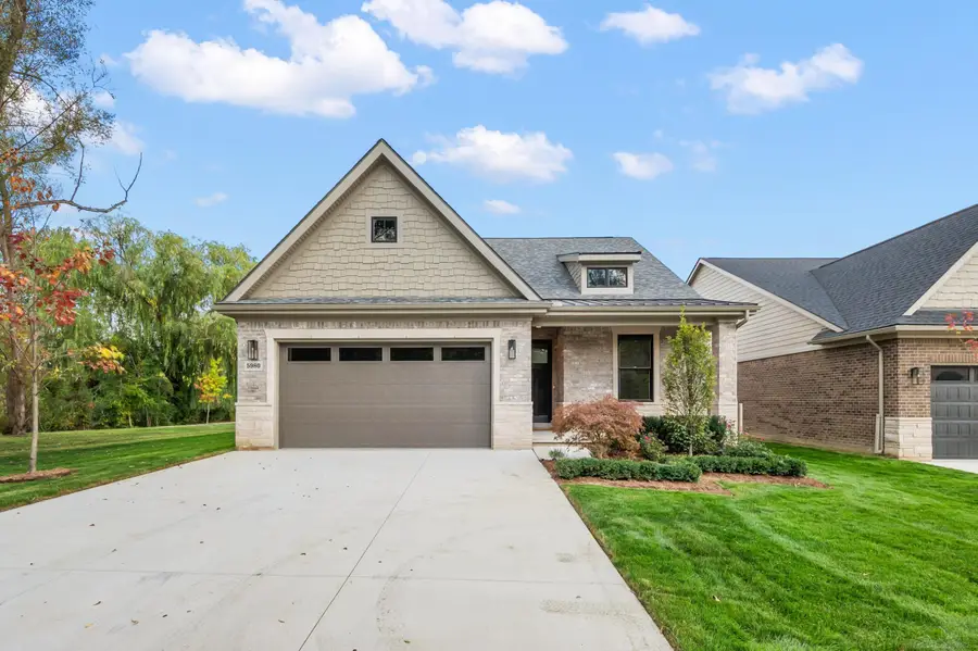 5872 Willow Grove, Troy, MI 48085 - Image #2