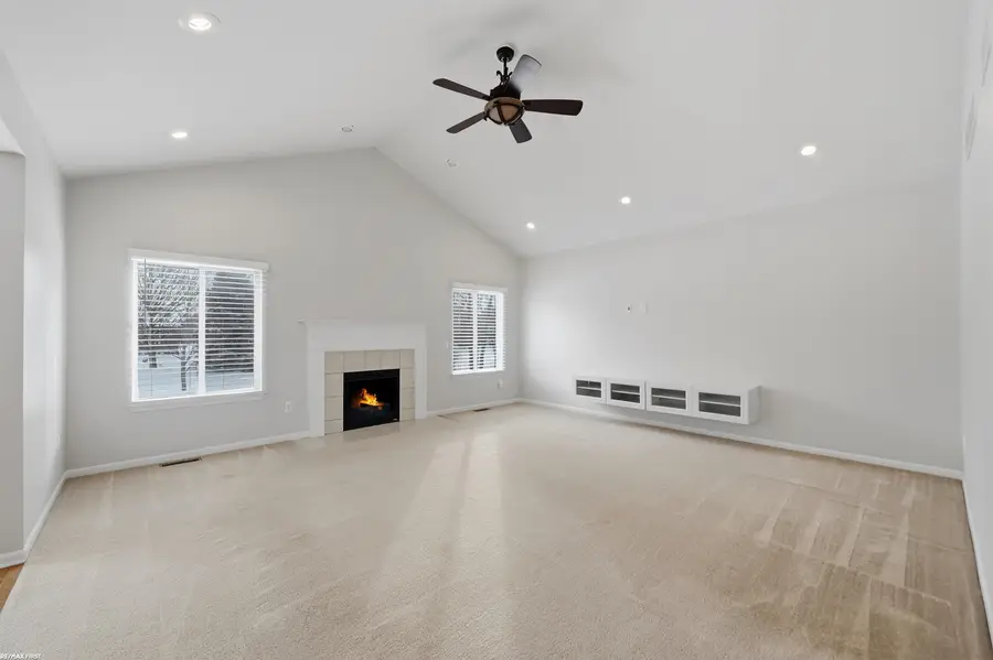 6884 Haymarket, Shelby Charter Township, MI 48317 - Image #3