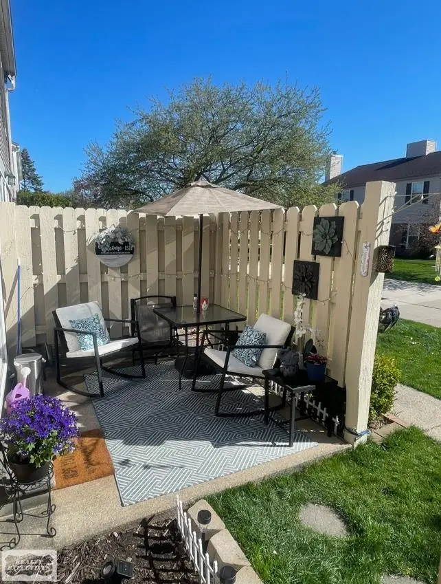 44585 N Bunker Hill DR, Clinton Charter Township, MI 48038 - Image #3