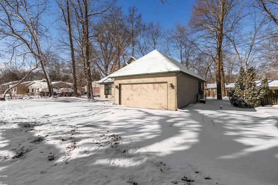 6485 Woodland, Hamburg, MI 48189 - Image #3