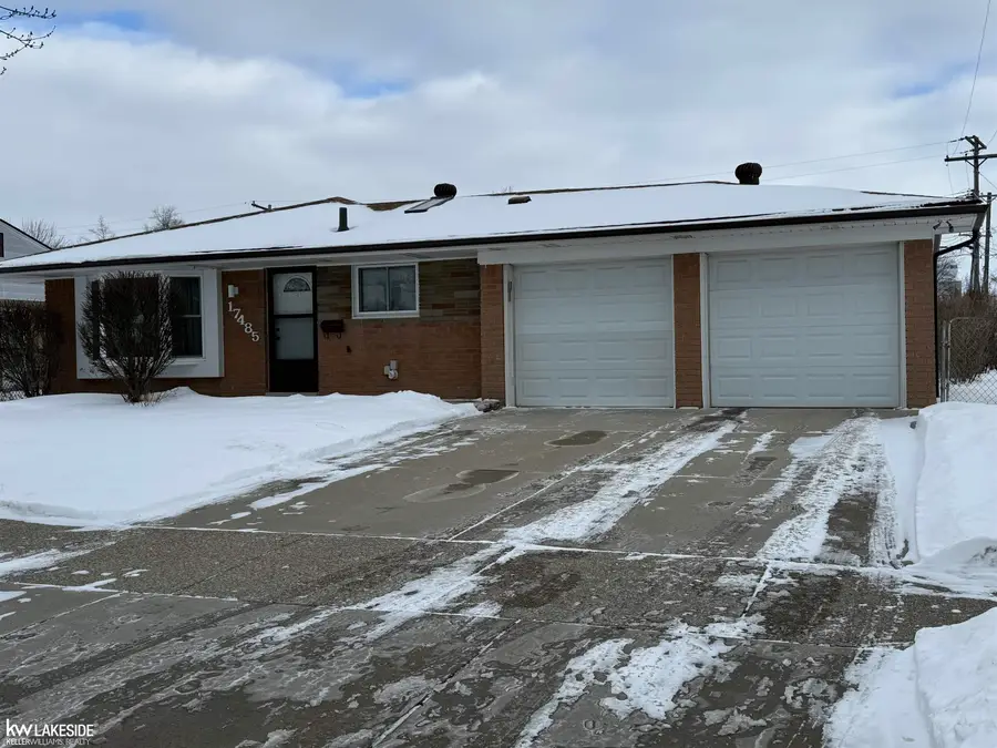 17485 Hans DR, Fraser, MI 48026 - Image #2