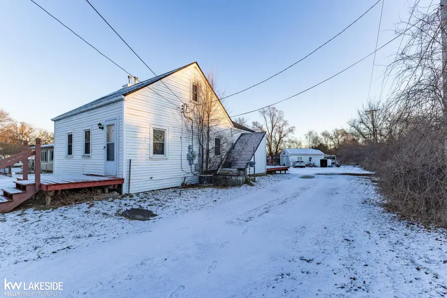 8152 Millis ST, Shelby Charter Township, MI 48317 - Image #2