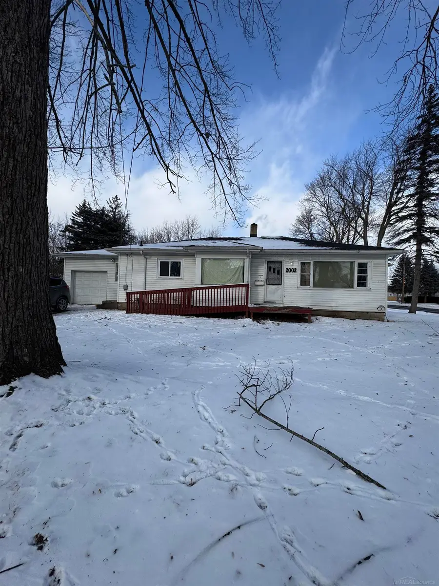 2002 Marquette ST, Saginaw, MI 48602 - Image #2