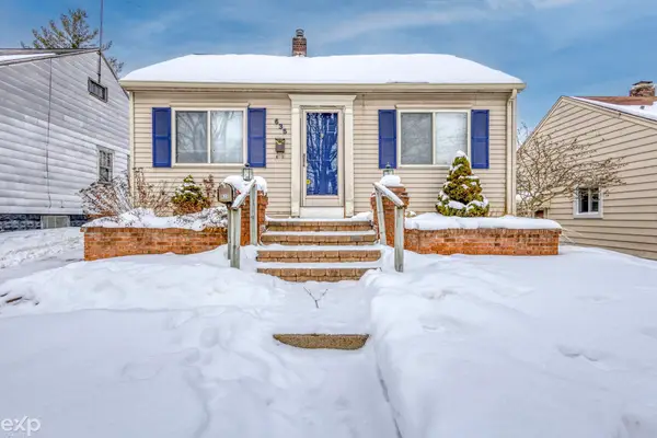 635 E Tennyson AVE, Pontiac, MI 48340