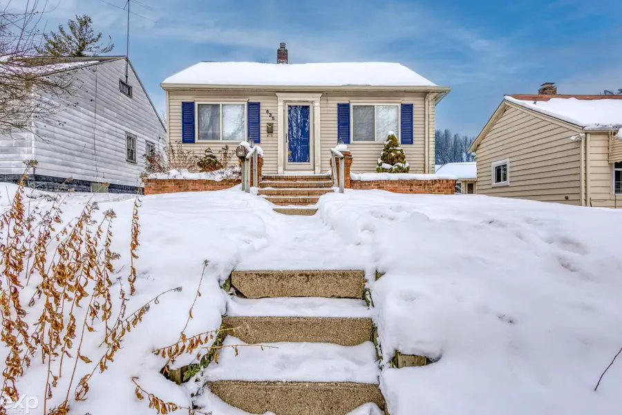 635 E Tennyson AVE, Pontiac, MI 48340 - #2