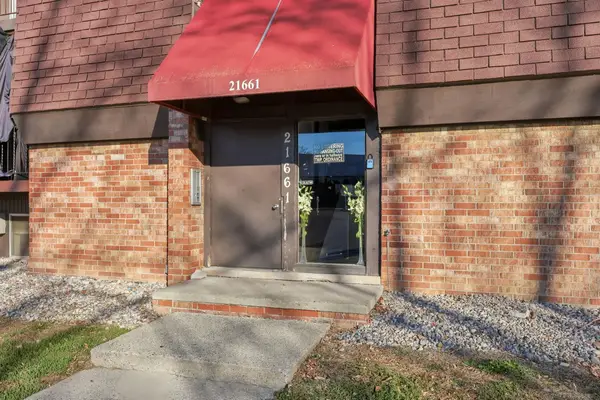 21661 Hillside DR, ClintonTownship, MI 48035