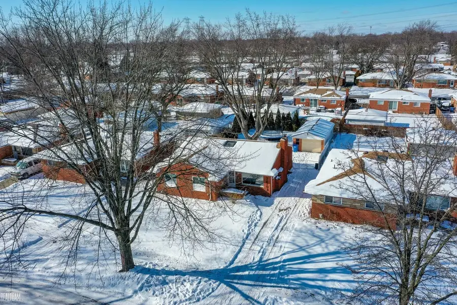 26703 Dover CT, Warren, MI 48089 - Image #3