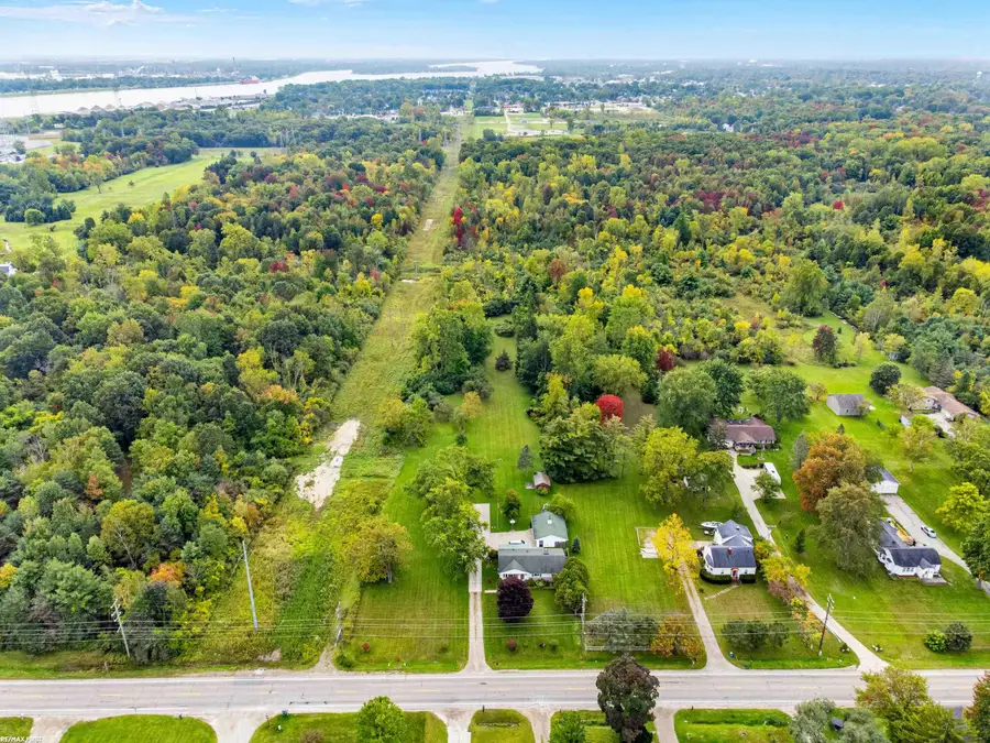 3605 Ravenswood, Marysville, MI 48040 - #3