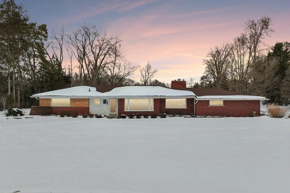 24700 N Cromwell DR, Franklin, MI 48025 - #1