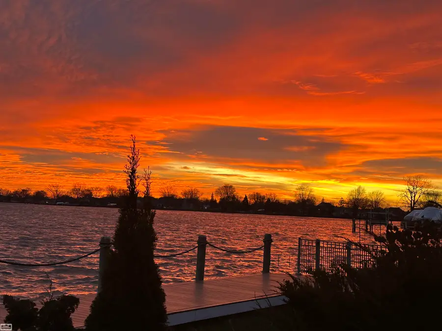 32680 S River RD, Harrison Charter Township, MI 48045 - #2