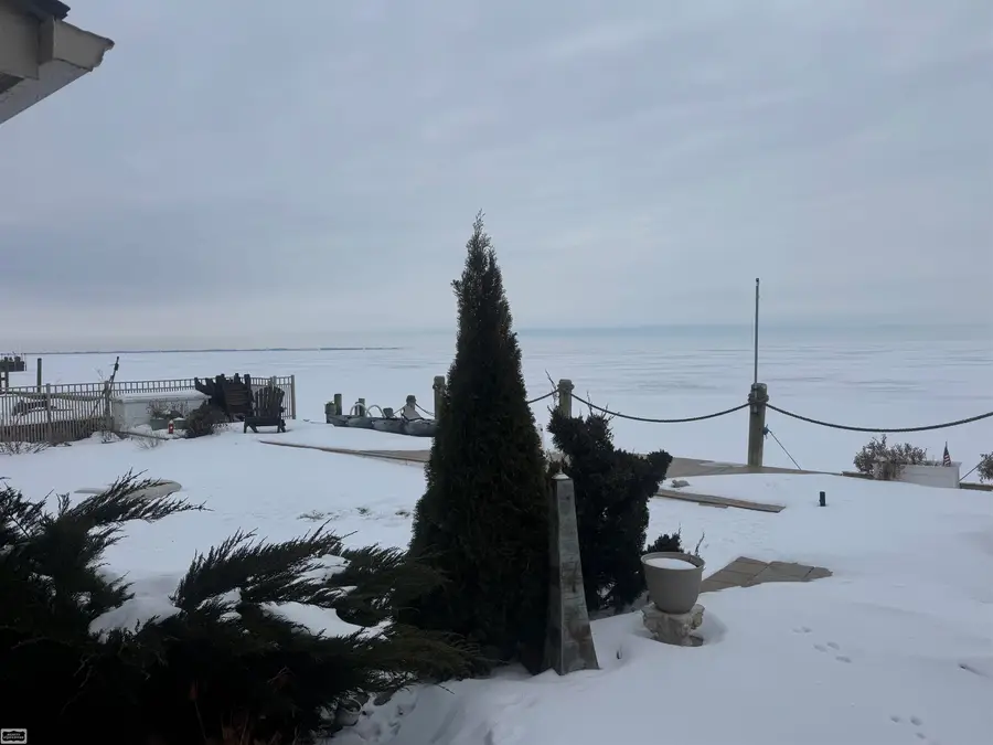 32680 S River RD, Harrison Charter Township, MI 48045 - #3