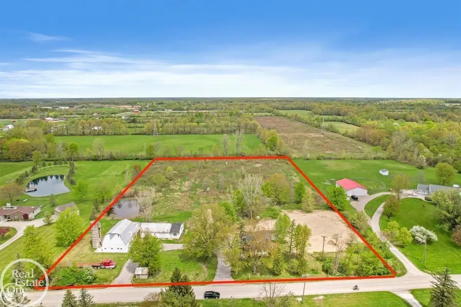 8894 Arnold RD, Ira, MI 48023 - #3