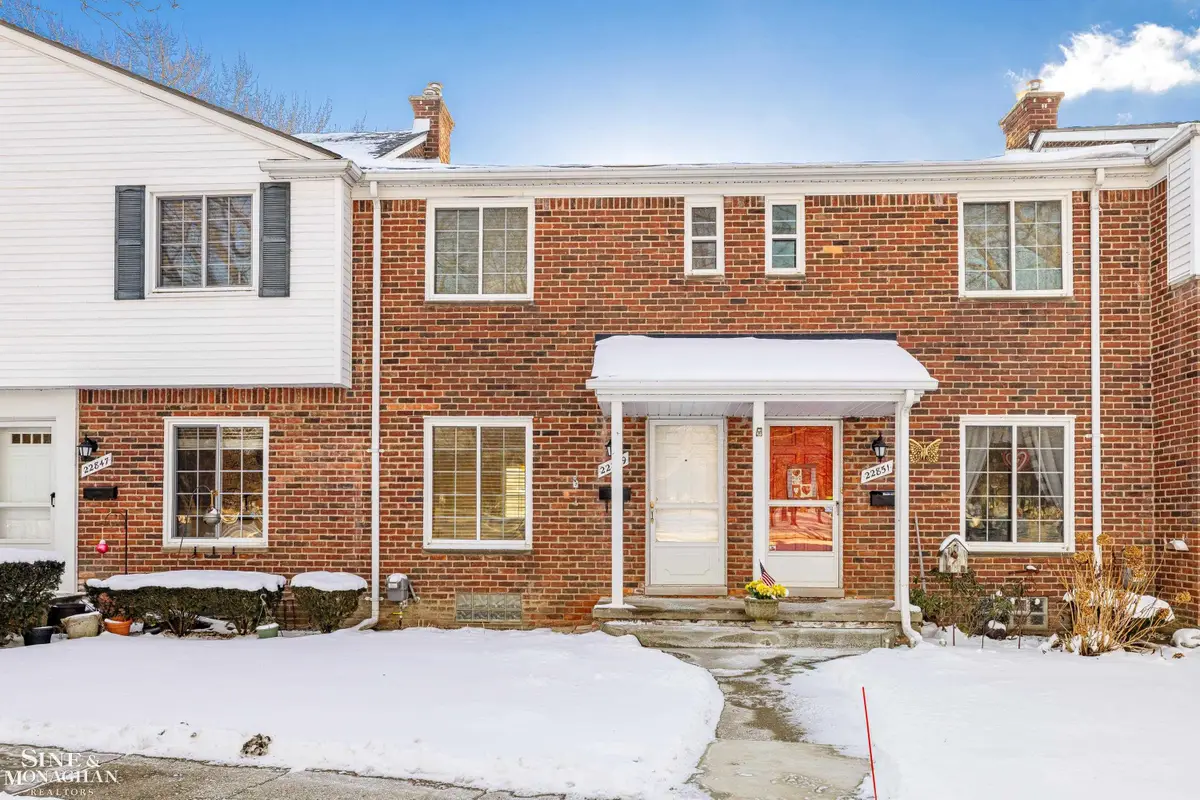 22849 Lakeshore DR, Saint Clair Shores, MI 48080 - #1