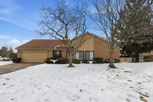 521 Tennyson DR, RochesterHills, MI 48307